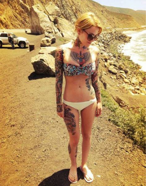 Prelepe-devojke-sa-tetovazama-2