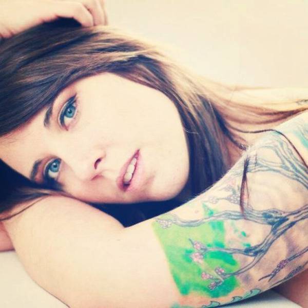 Prelepe-devojke-sa-tetovazama-26