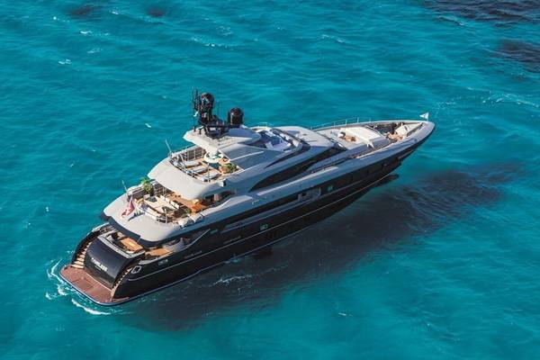 luksuz-jahte-nautika-nameless-jahta (4)