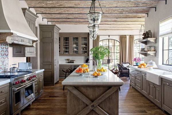 Tom Brady & Gisele Bundchen List L.A. Estate