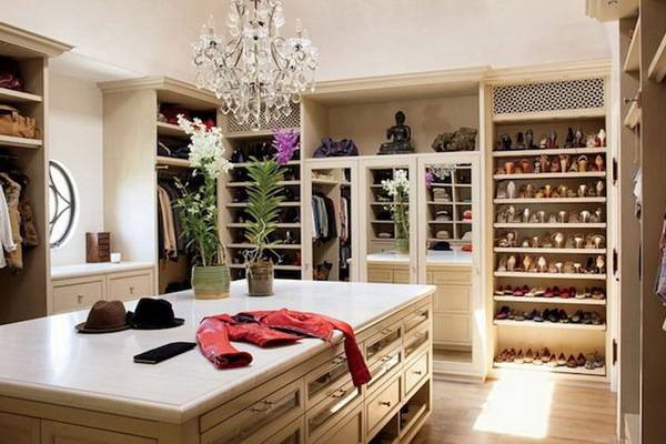 Tom Brady & Gisele Bundchen List L.A. Estate