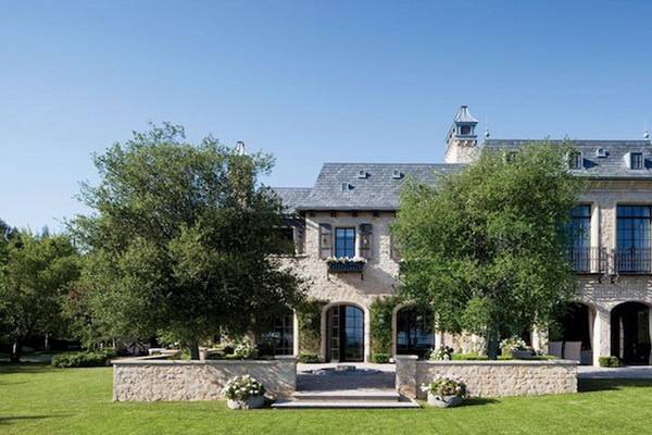 Tom Brady & Gisele Bundchen List L.A. Estate