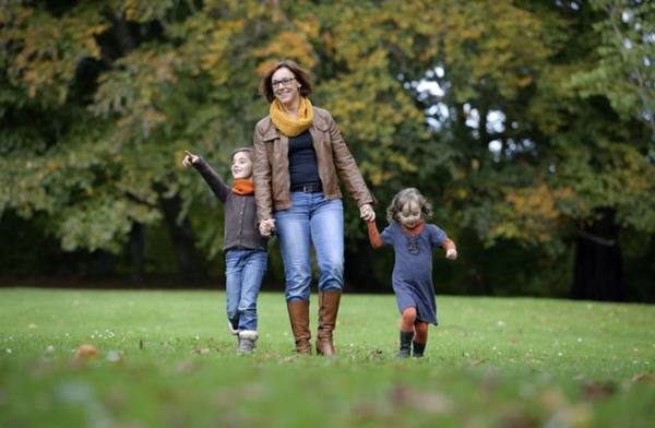 majka-sa-decom-park-1389551881-23904