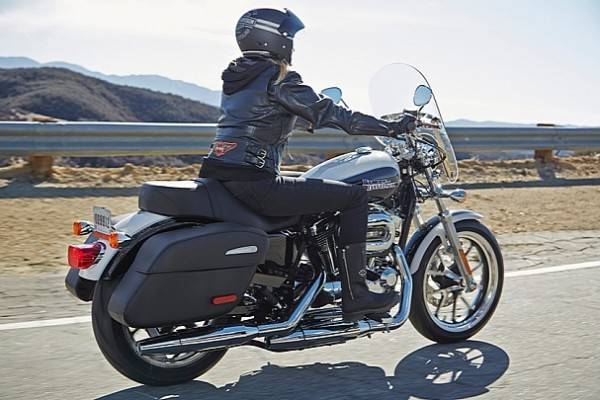 stigao-je-harley-davidson-2014-superlow-1200t (12)