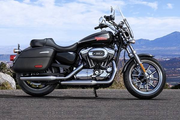 stigao-je-harley-davidson-2014-superlow-1200t (2)