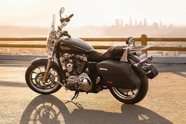 stigao-je-harley-davidson-2014-superlow-1200t (3)