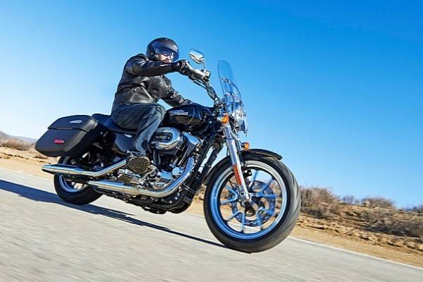 stigao-je-harley-davidson-2014-superlow-1200t (7)