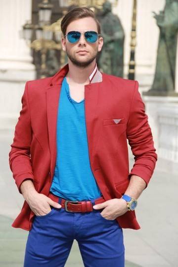 10151741_10202868861856609_2117056191_n-360x540