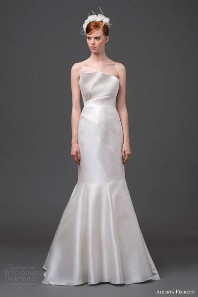 alberta-ferretti-bridal-2015-strapless-wedding-dress-cassiopeia-crumbcatcher-neckline