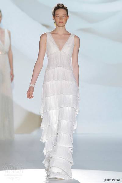 jesus-peiro-bridal-2015-empire-waist-wedding-dress-with-tiered-skirt