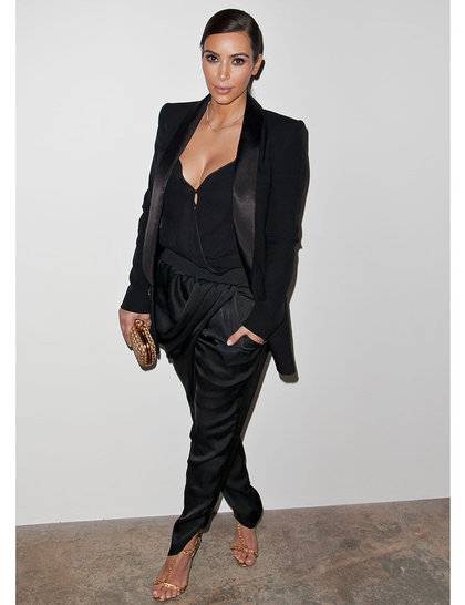 kim-kardashian-attends-marianne-williamson-independent-candidate-for-congress-ca-33-event-at-kayne-griffin-corcoran-gallery-on-april-8-2014-in-los-angeles-california-getty_GA