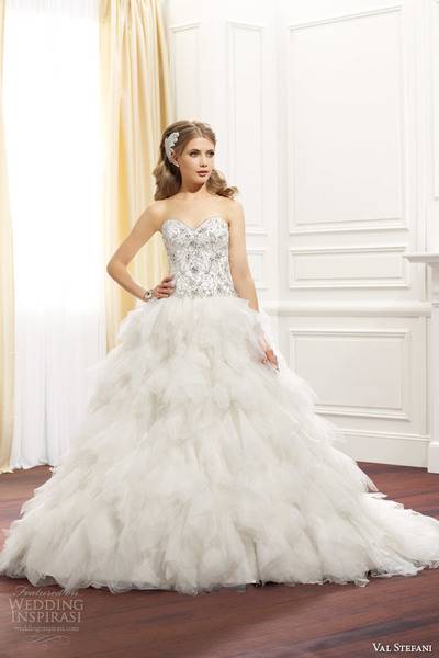 val-stefani-fall-2014-strapless-ball-gown-wedding-dress-d8074-front-view
