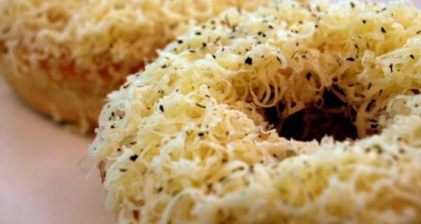 Крофни со сирење