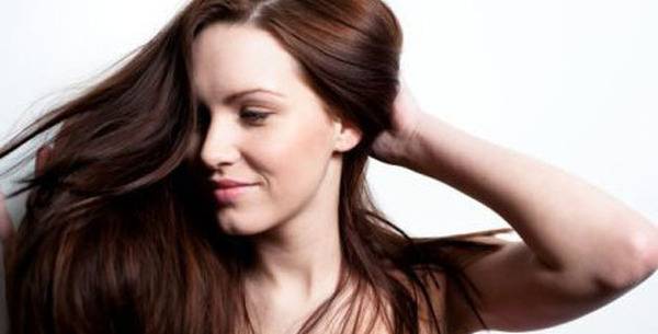 Природни маски кои го поттикнуваат растот на косата