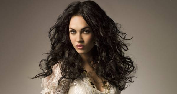 Брановидна коса – фризурата која им прилега на сите