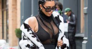 Ким ја покажа својата нова фигура во проѕирна маица!