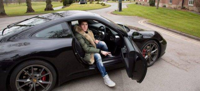 Има милиони, не работел ни ден во животот, но се жали дека животот му е тежок!