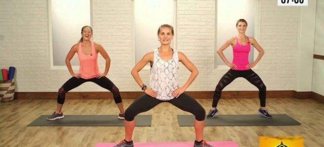 Вежби без фитнес опрема од личниот тенер на Алесандра Амбросио