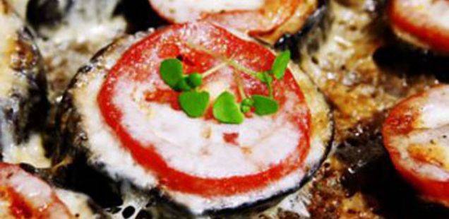 Модар патлиџан со фета сирење