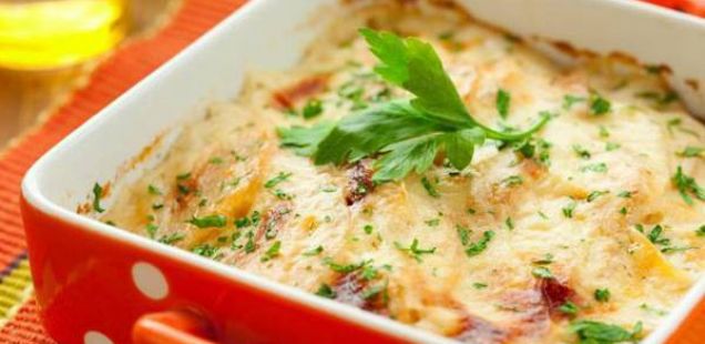 Запечен компир со сирење