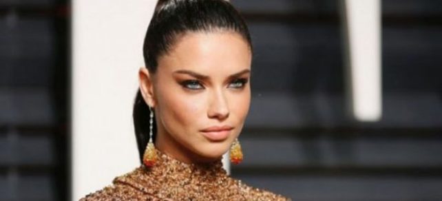 Адриана Лима повторно е сама