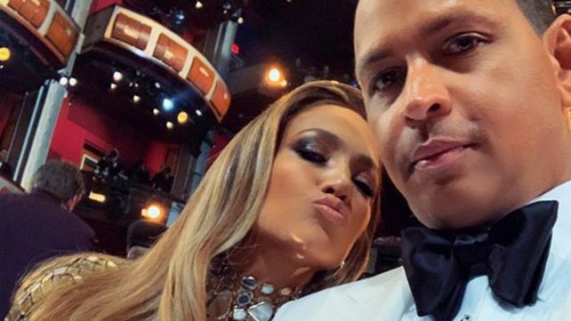 Излегоа фотографии ОД ТОАЛЕТОТ?!