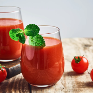 Чаша од овој сок наутро може да помогне во намалувањето на холестеролот