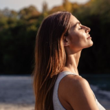 Овој витамин ретко се добива од храна, а многу е важно да не ни недостасува: Знаци на недостаток на витамин Д