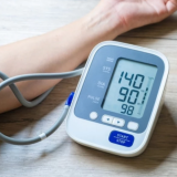 Добро погледнете: Еве кој е нормалниот крвен притисок за вашата возраст