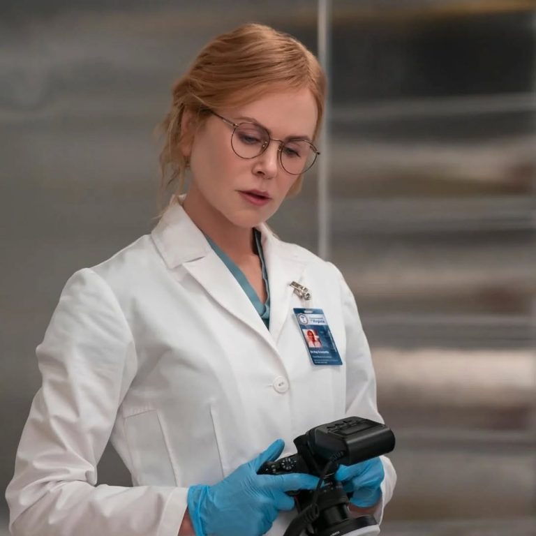 Никол Кидман игра форензички патолог во нова хит-серија, како нејзина сестра се појавува уште една славна актерка